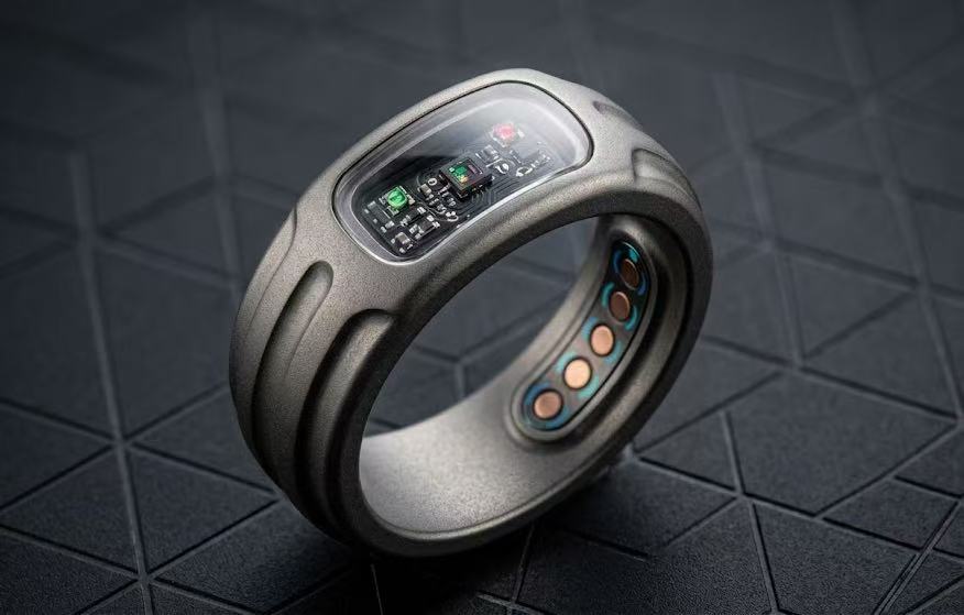 Smart ring with integrated biometric sensors